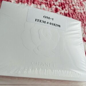 25 Chanel White Camellia Embossed Blank Greeting Cards